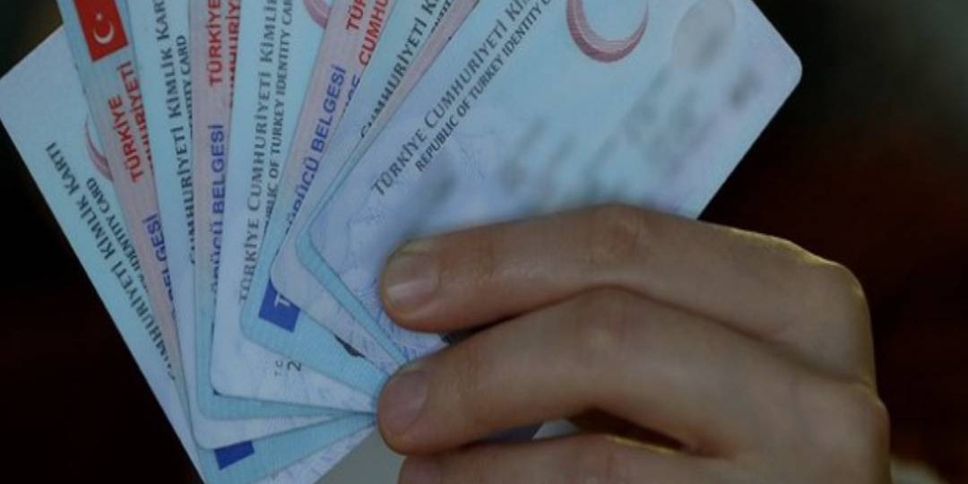 Bankada Soyadı Değişikliği Nasıl Yapılır